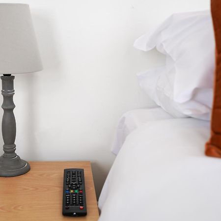 Homesly Guest Rooms, Comfortable En-Suite Guest Rooms With Free Parking And Self Check-In Berwick Upon Tweed Екстериор снимка