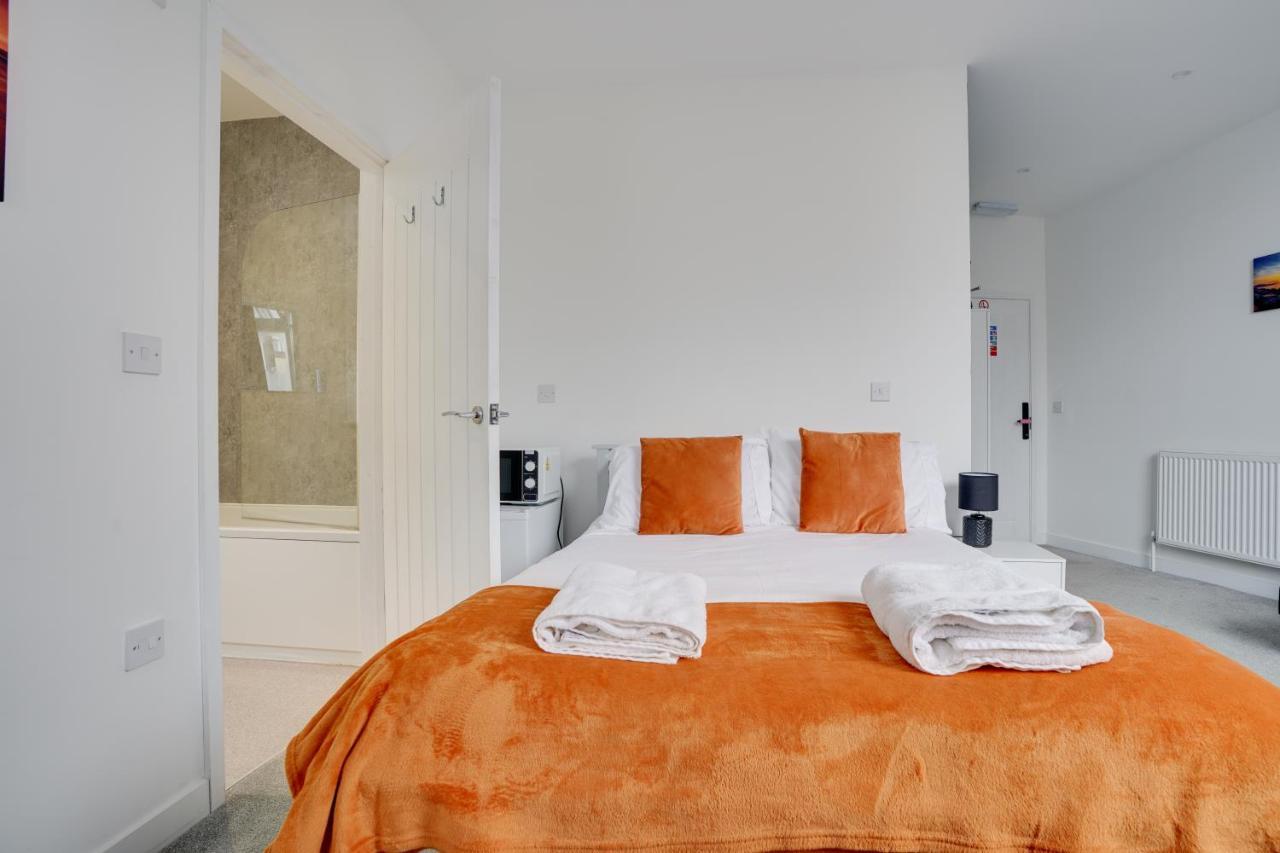 Homesly Guest Rooms, Comfortable En-Suite Guest Rooms With Free Parking And Self Check-In Berwick Upon Tweed Екстериор снимка