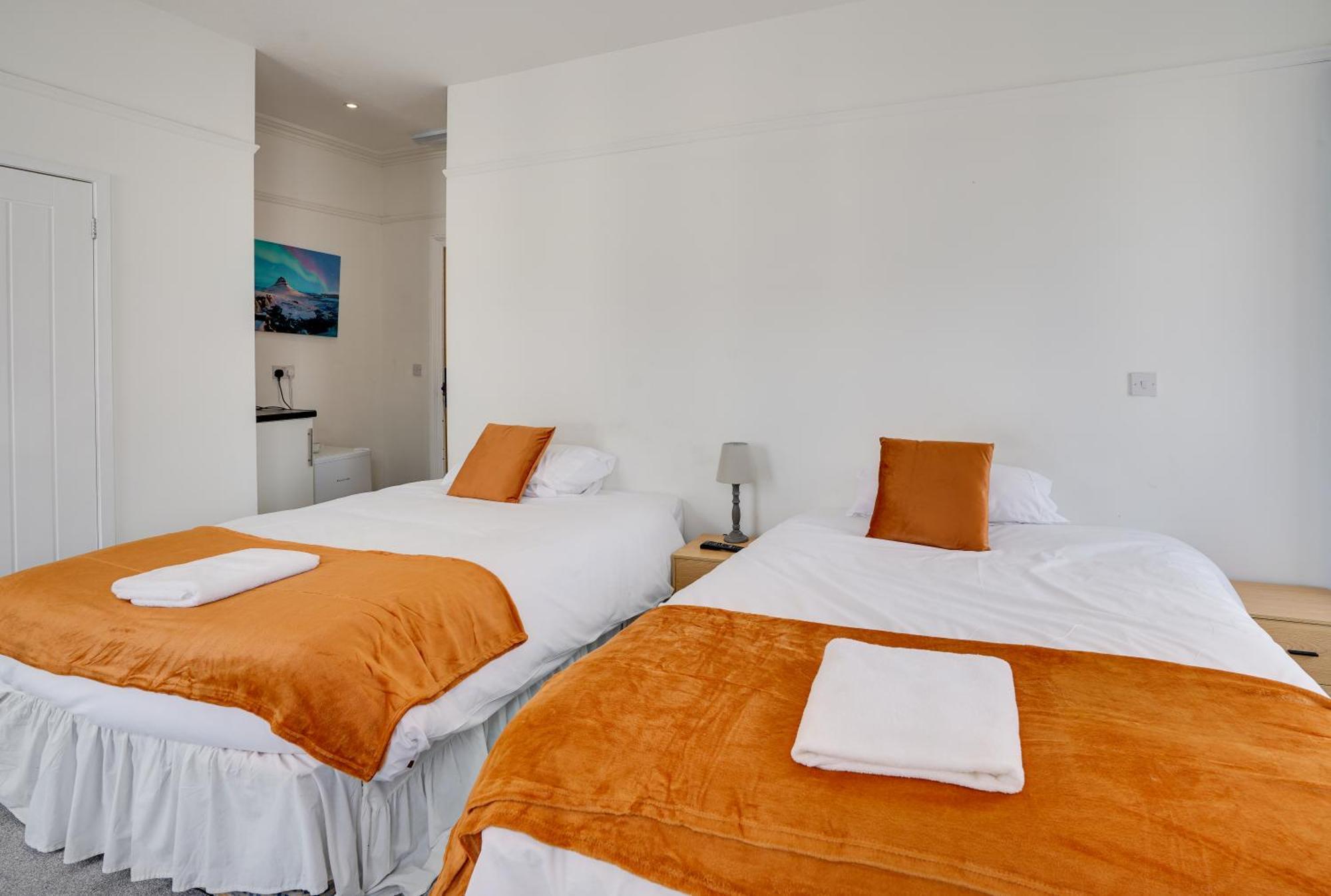 Homesly Guest Rooms, Comfortable En-Suite Guest Rooms With Free Parking And Self Check-In Berwick Upon Tweed Екстериор снимка
